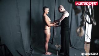 Bums Besuch - British Slut Sigourney Beaver Hardcore BDSM Fucking