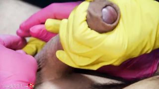 New Beauty Treatment - 4 Hands Handjob with Latex Gloves - Man Cumshot in Glove