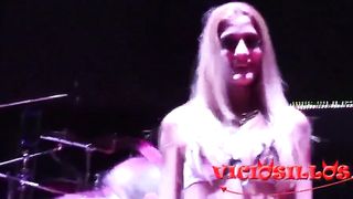 Nerea Falco y Gabriela Flores Con La Fuckmachine y La Pornoband 2016