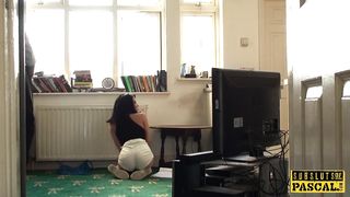 British Squirting Slut Gaggs on Maledom Cock