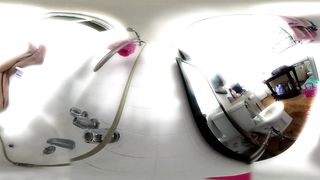 lizzy yum VR - anal hook