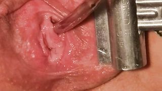 FEMALE URETHRAL STRETCHING, SPREAD & PROBED PEEHOLE WITH METAL SOUNDS