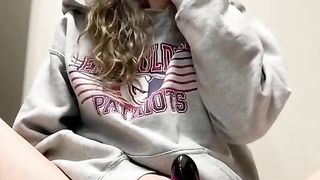 Came so Hard I Squirted for the 1st Time and Peed a Bit