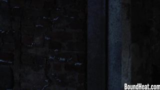 Slave Huntress II: Enslaved Girl Takes a Bath