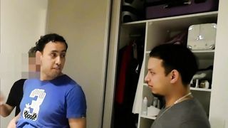 Mi hermanastro y yo terminamos follándonos a mi amigo
