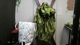 Annadevot – Tighten the dress