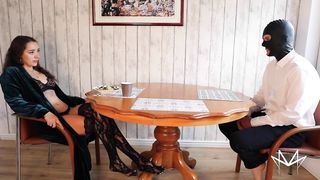 Dreckiges Frühstück mit der Herrin