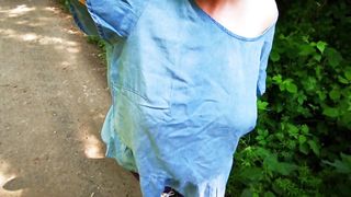 Brüste rot schlagen in der Sonne