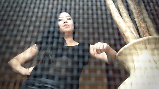 Dominatrix Mara Traps you like a Bug [Giantess Squish Kink]