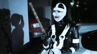 Big Barda of Suburbia (milf fight)