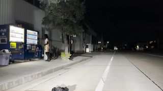 [sissy] I took a walk naked in an industrial area at night.