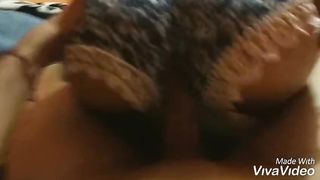 Cogiendome a mi primamastra mientras estamos solos en su casa