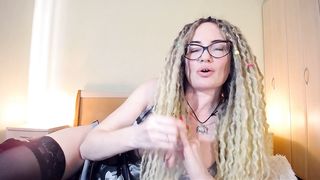 SPH infrot of mirrow (small cock humiliation)