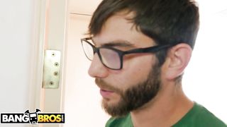 BANGBROS - Step Sisters Keisha Grey and Mandy Muse Play Tug of War With Boyfriendd