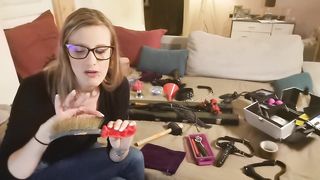 Come and discover my material, soft domination or hard ????