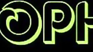 SCHIAVO USATO E UMILIATO DA DUE MISTRESS STRAFIGHE IN LATEX CON TACCHI ALTISSIMI E STRAPON - TRAILER