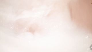 Angela White Fucks Herself in the Bath