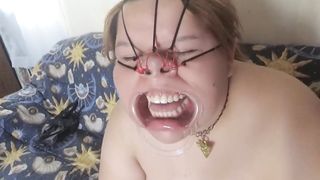 I fuck her face and I cum on her nose