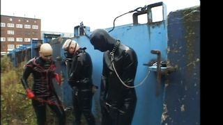 GUMMI SKLAVEN - (Trauma #04)