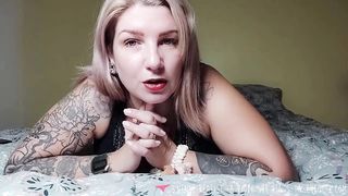 Cuckold humiliation by sexy French dominatrix