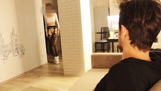 Cuckold prepares wife for lover, double cumshot