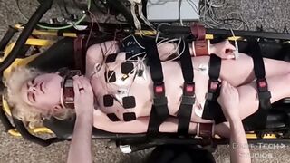 Teen Gets Tits Zapped And Orgasmed By Doctor