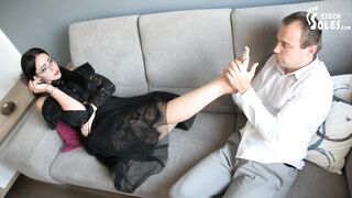 Dominant gothic girl bullying her neighbour (footdom, femdom, foot worship, gothic feet, czech feet)