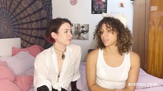 Ersties - BDSM Katzenspiel mit Latex und analer Penetration