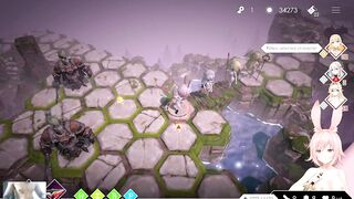 THESE TWO BLONDIES CAN DEAL WITH THIS