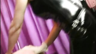 SEXY FEMDOM MISTRESS IN LATEX DOMINA GUY WITH STRAPON IN ASSHOLE
